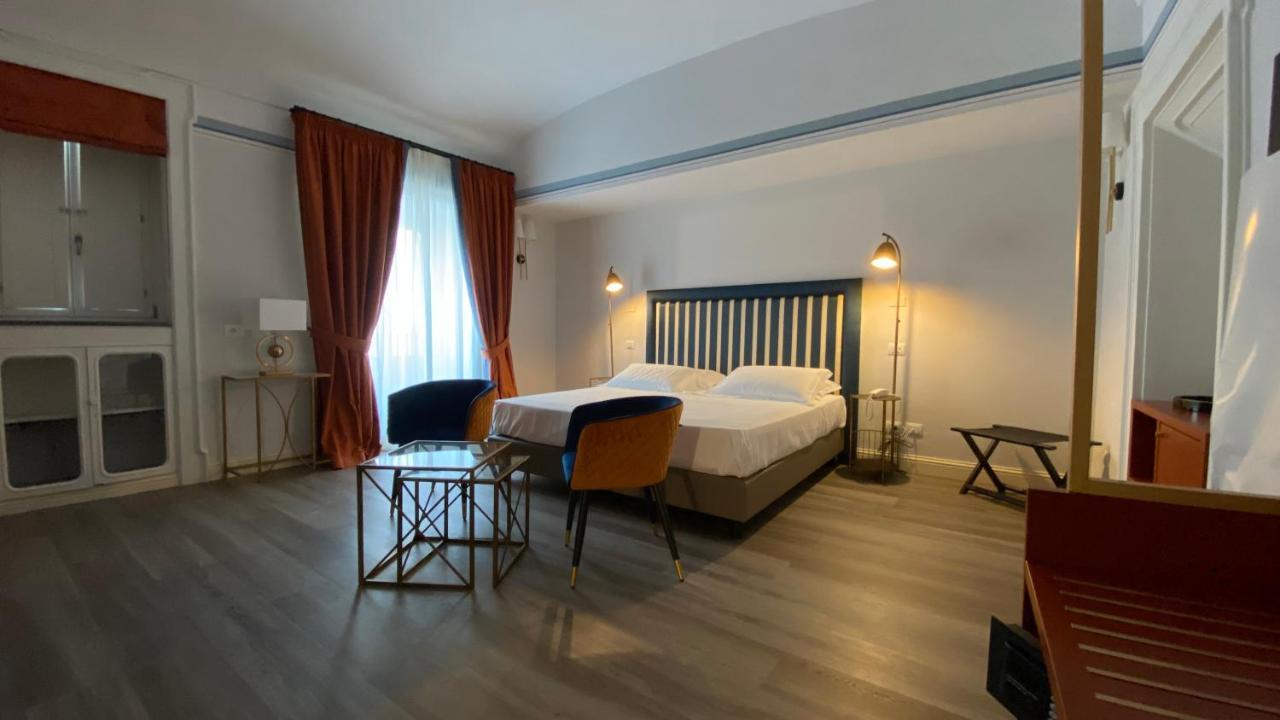 Lanterne Magiche Ortigia Suites Сиракуза Екстериор снимка