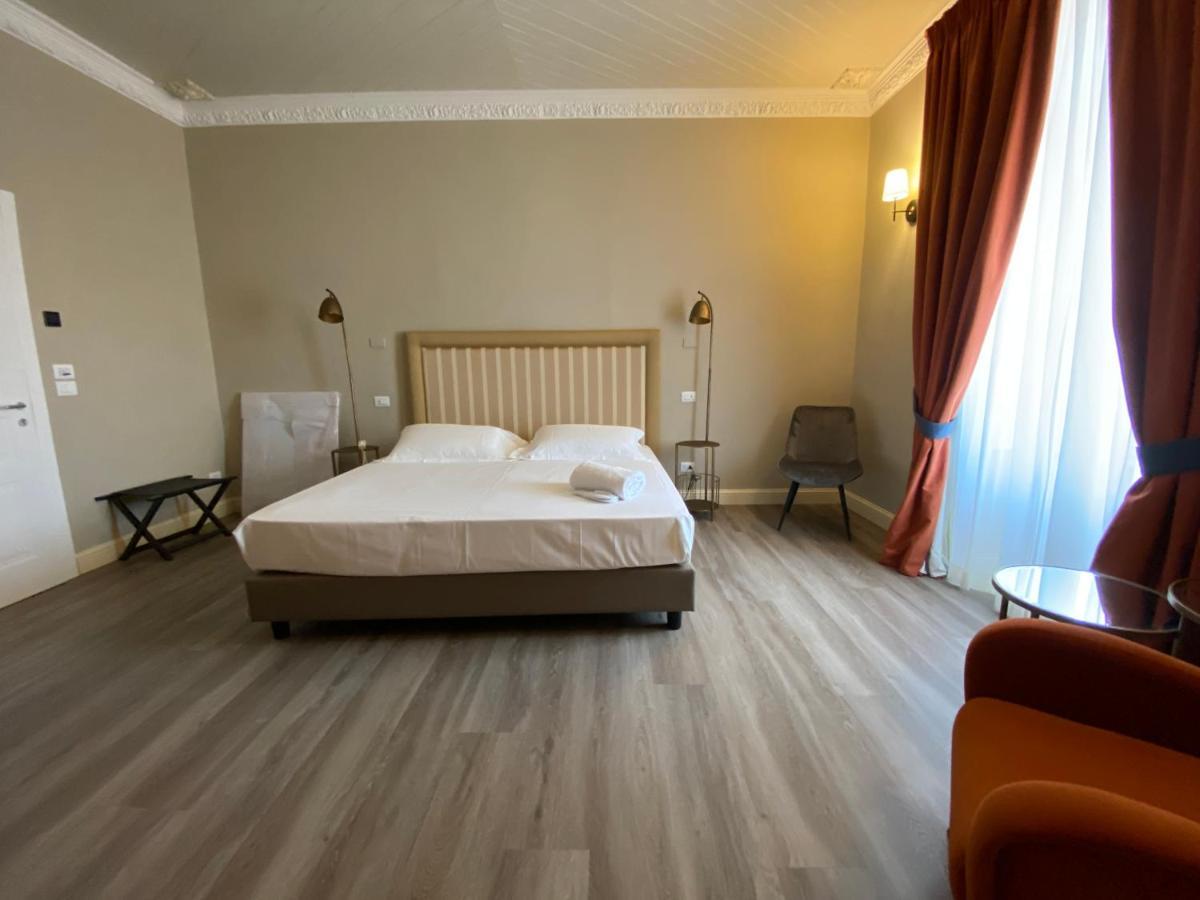 Lanterne Magiche Ortigia Suites Сиракуза Екстериор снимка