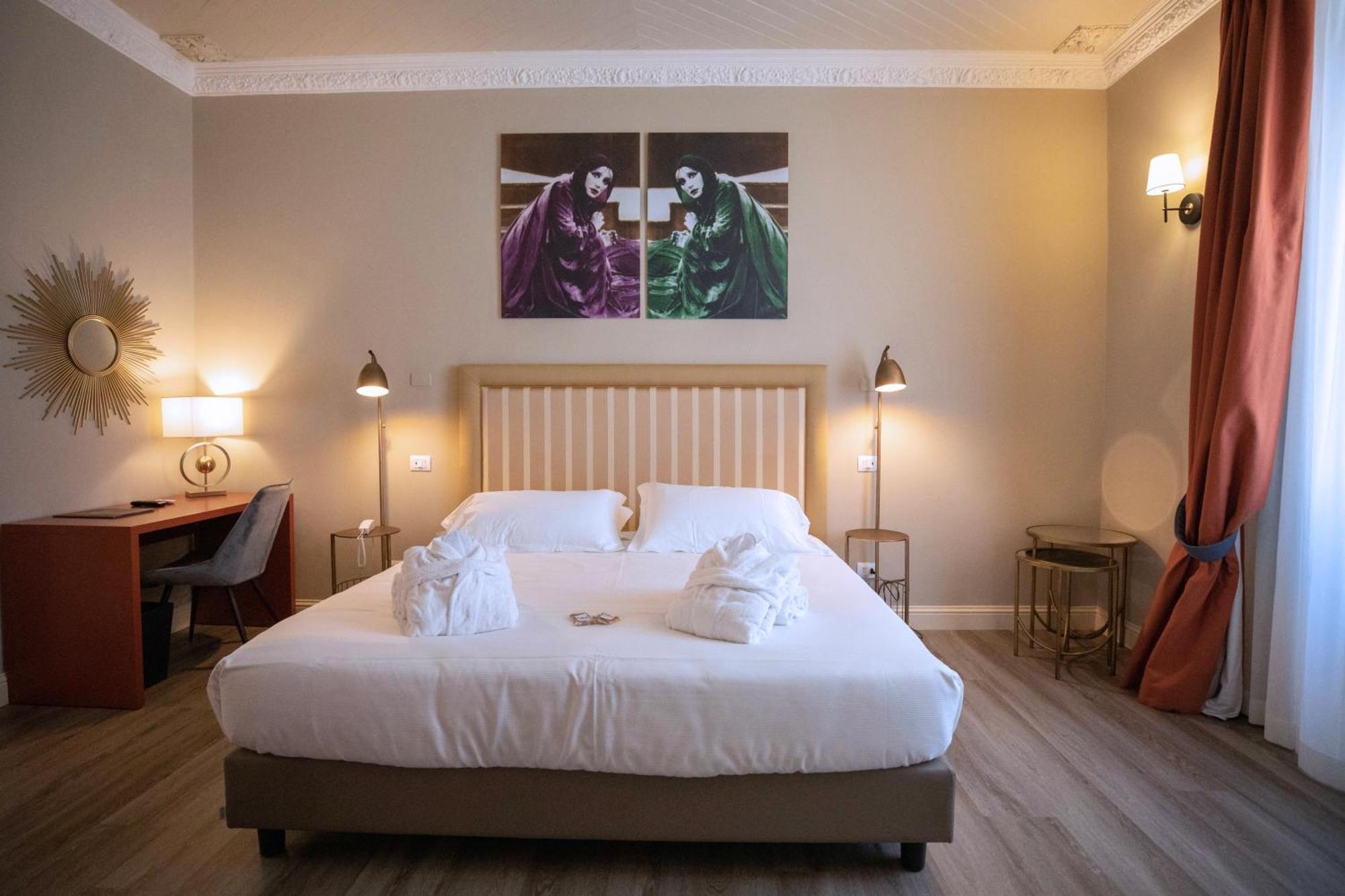 Lanterne Magiche Ortigia Suites Сиракуза Екстериор снимка