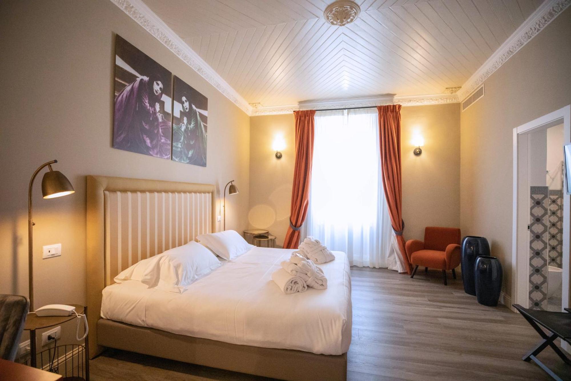 Lanterne Magiche Ortigia Suites Сиракуза Екстериор снимка